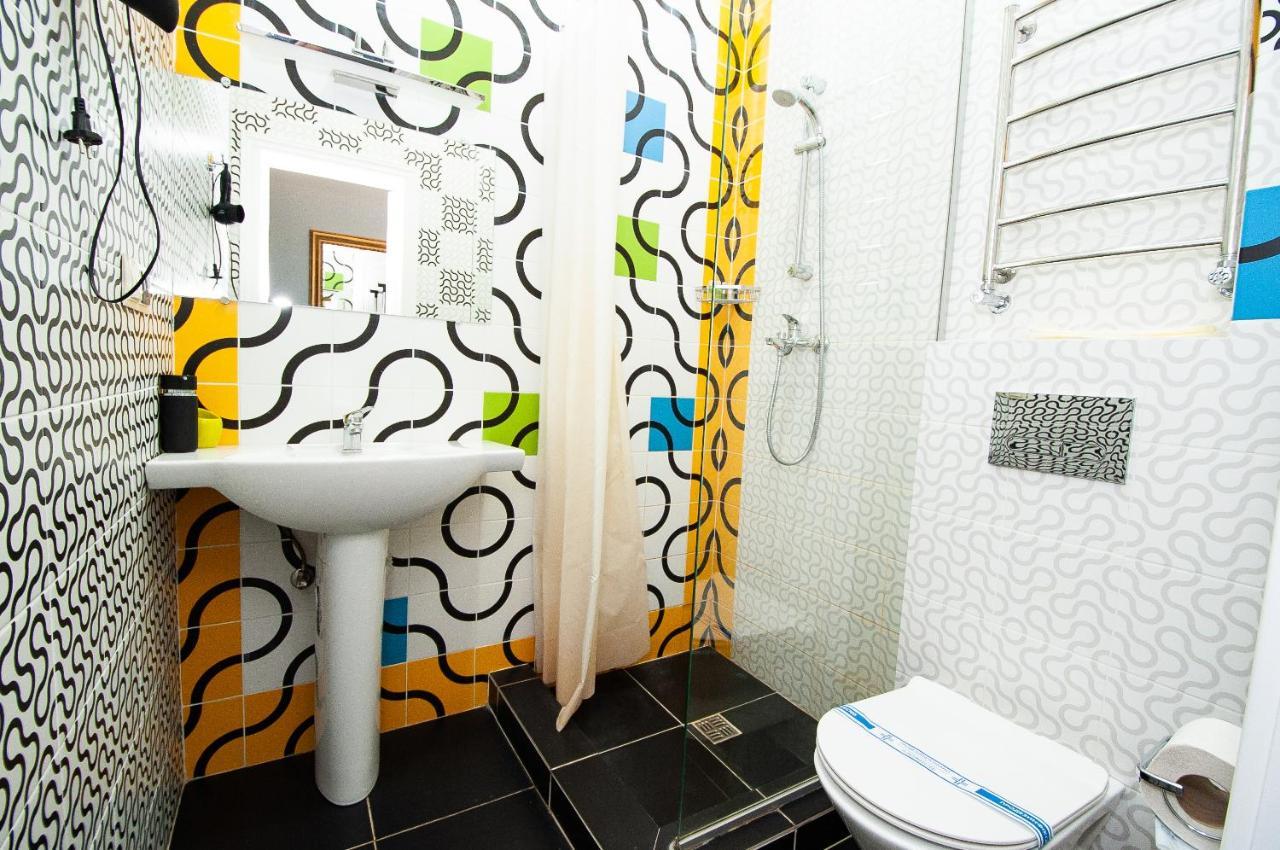 Art Suites Near Deribasovskaya Odessa Zewnętrze zdjęcie